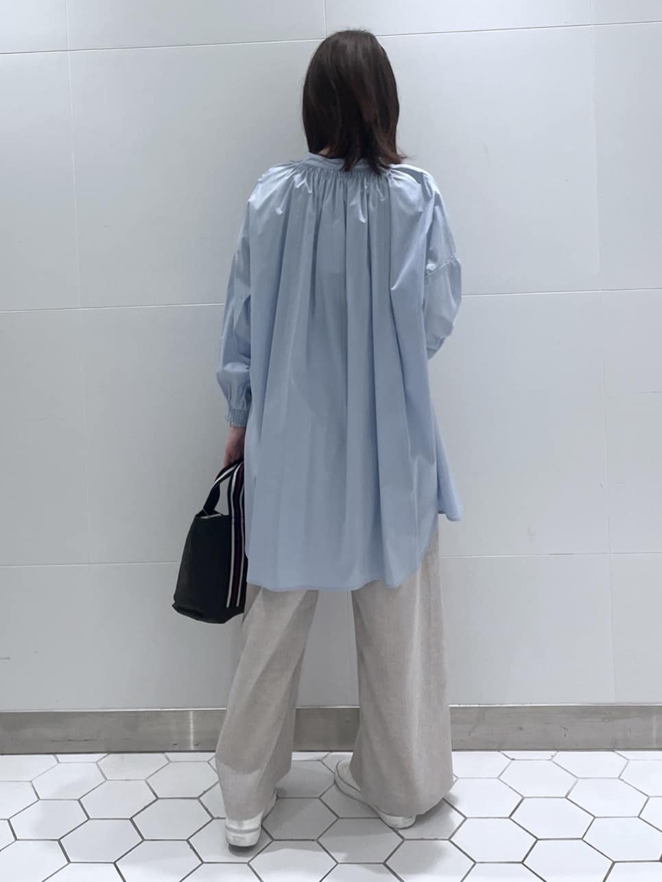 Makinoさんの「Dessin｜【洗える】シャーリングネックチュニックシャツ」を使ったコーディネート