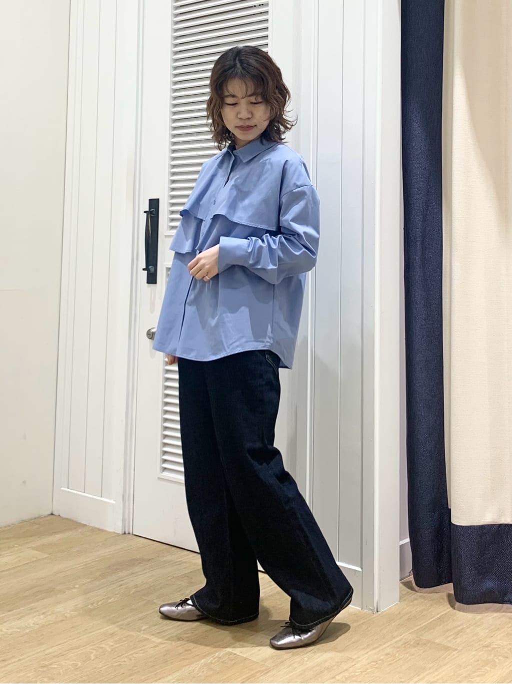 IMARIさんの「Dessin｜【洗える】フリルシャツブラウス」を使ったコーディネート