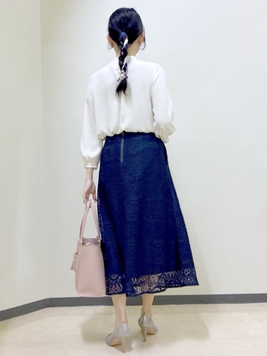  beni_gingerさんの「Reflect｜タックスタンドカラーブラウス」を使ったコーディネート