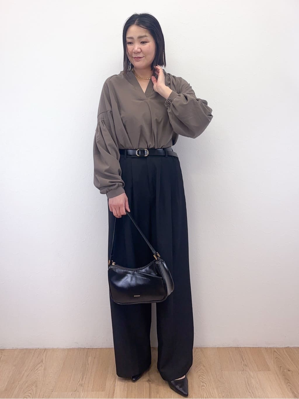 Takeさんの「OPAQUE.CLIP｜ストレッチバギーデニム【洗濯機洗い可】《SS～LL》」を使ったコーディネート