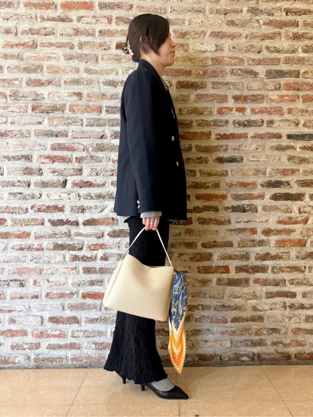 しばさんの「THE SHOP TK｜【通勤にもデイリーにも】CAVIAN 金ボタンダブルブレストジャケット」を使ったコーディネート