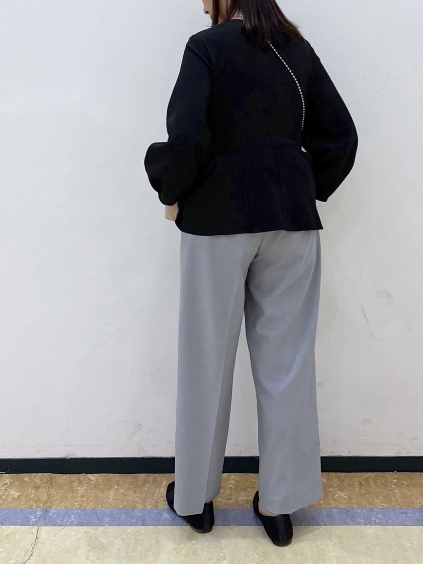 akariさんの「index｜【吸水速乾】ストレッチワイドストレートパンツ／セットアップ対応《洗濯機OK》」を使ったコーディネート
