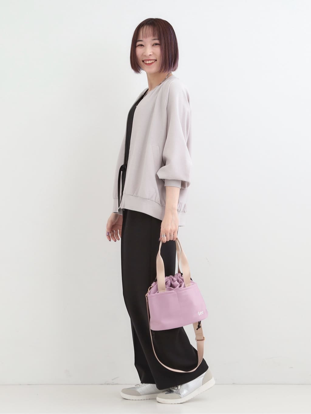 𝐜𝐡𝐢𝐤𝐚さんの「SHOO･LA･RUE｜【洗濯機可/S-LL】さらっと快適　麻調ゆるリブブルゾン」を使ったコーディネート