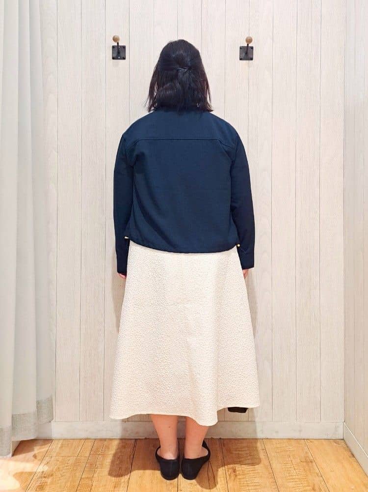 kotomiさんの「SHOO･LA･RUE｜【S-LL/二の腕カバー】品よく隠せる ドット刺繍5分袖ニット」を使ったコーディネート