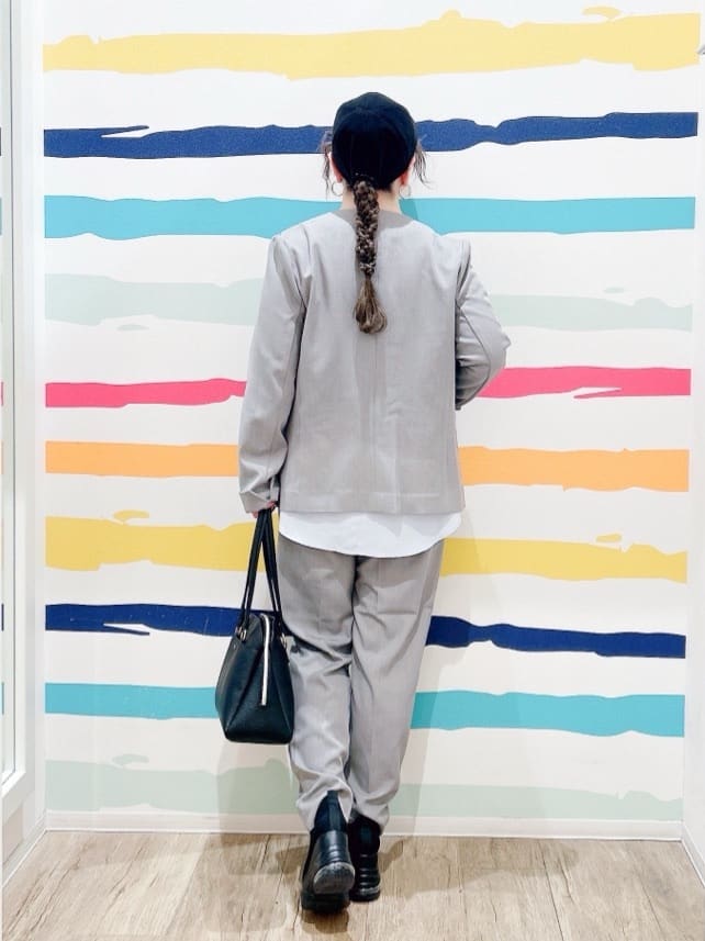 Peeさんの「SHOO･LA･RUE｜【洗濯機可/UV/SS-3L】すっきり好印象 ノーカラージャケット」を使ったコーディネート