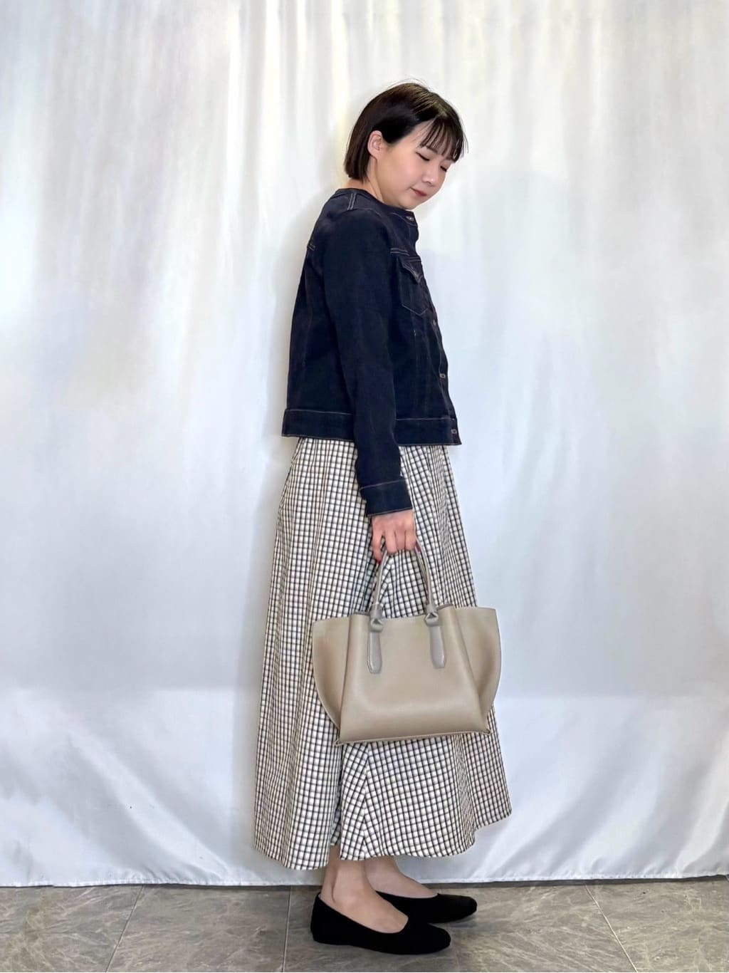 ネリさんの「SHOO･LA･RUE｜【SHOO・LA・RUE DENIM/S-LL/高レビュー】大人のための ノーカラーデニムジャケット」を使ったコーディネート