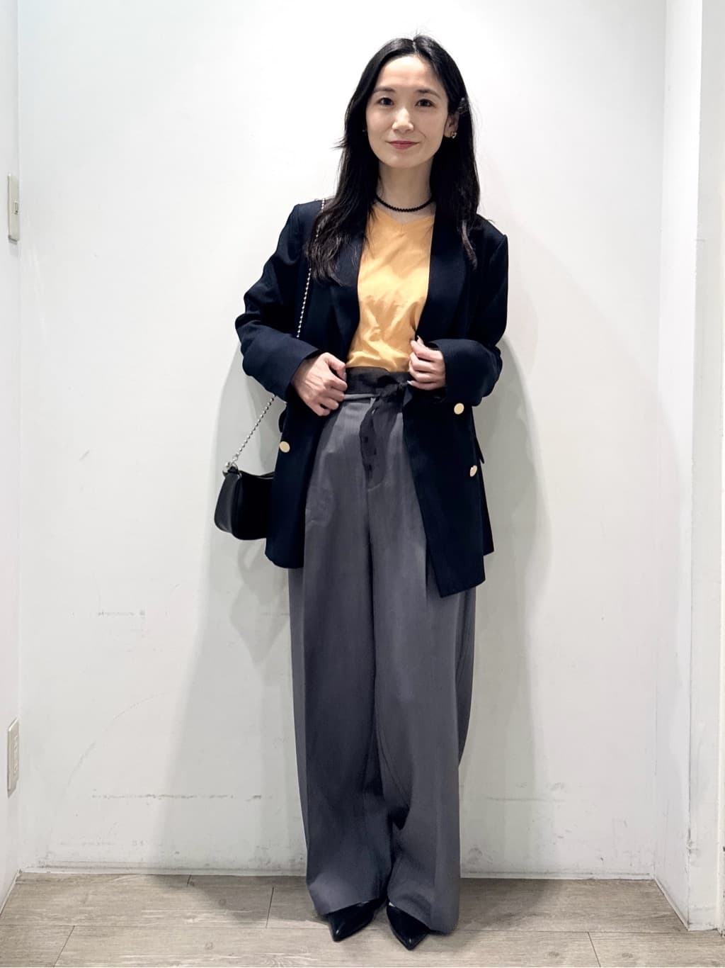 yuicciさんの「OPAQUE.CLIP｜金ボタンダブルブレストテーラードジャケット／セットアップ対応【洗える】」を使ったコーディネート