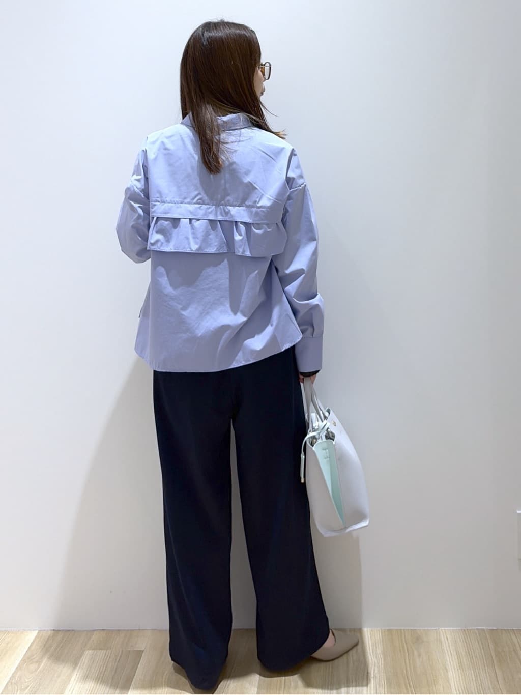 えりさんの「OPAQUE.CLIP｜タックフリルシャツ【洗濯機OK】」を使ったコーディネート