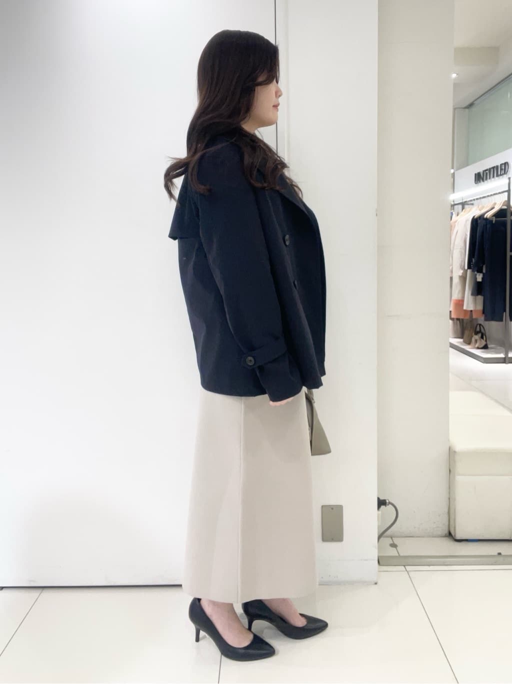 moeさんの「UNTITLED｜【定番人気/はっ水/洗える】タスランショートトレンチコート」を使ったコーディネート