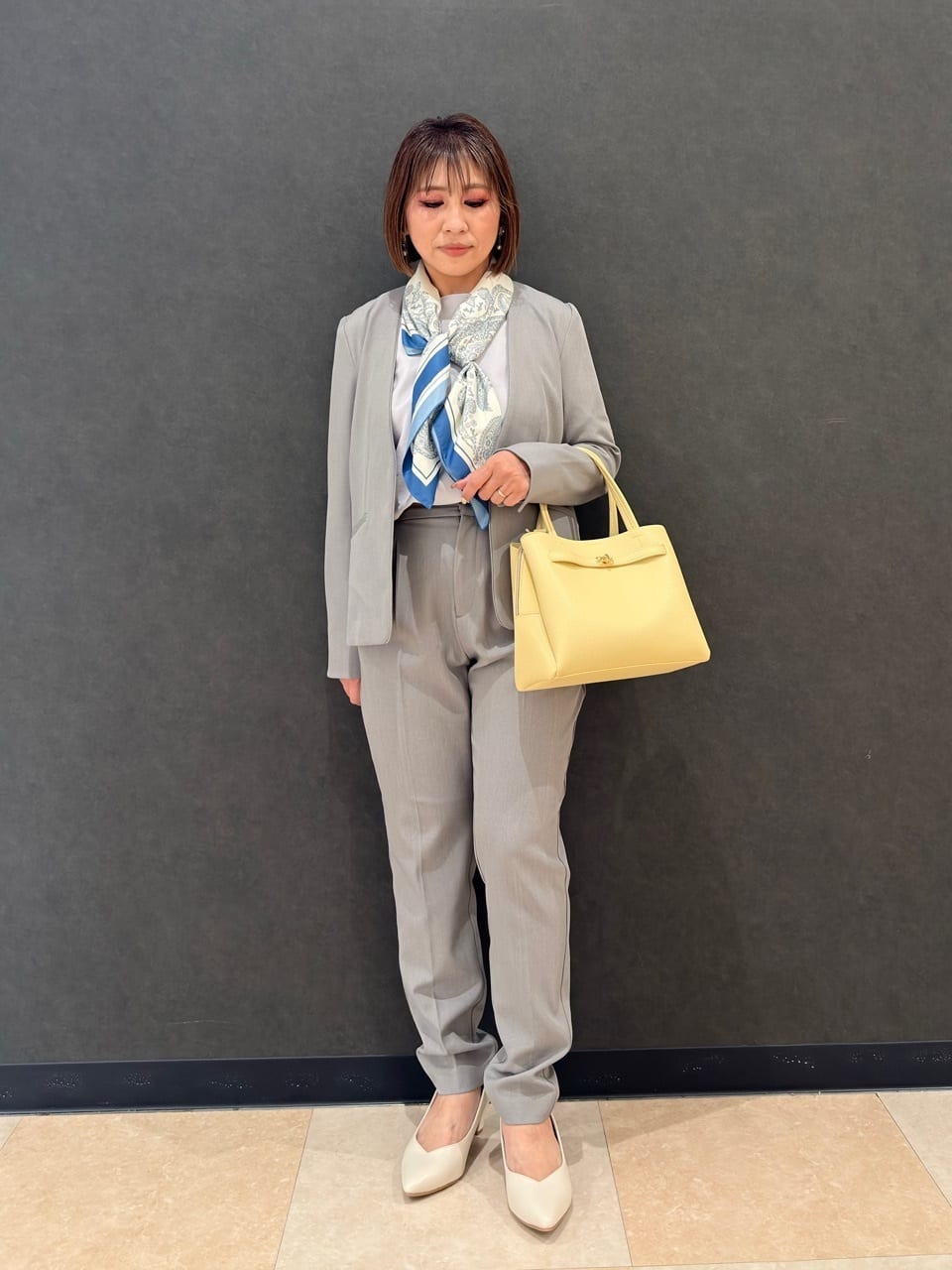 Megさんの「SHOO･LA･RUE｜【洗濯機可/UV/SS-3L】すっきり好印象 ノーカラージャケット」を使ったコーディネート