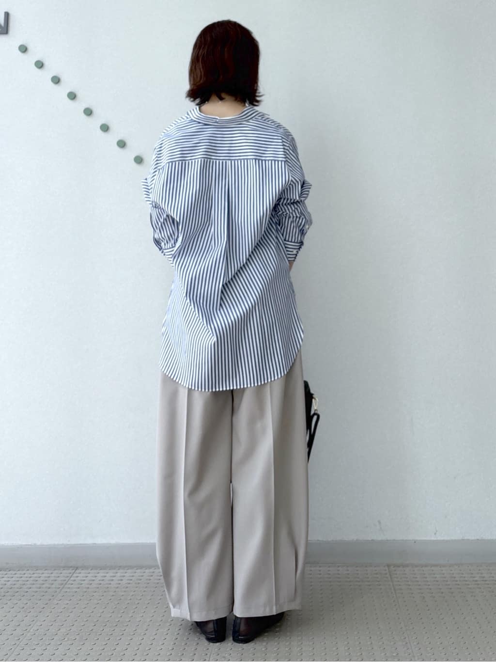 saitoさんの「DRESSTERIOR｜◆【通勤/着映え/ウォッシャブル】オーバーシルエット ロンストシャツ」を使ったコーディネート