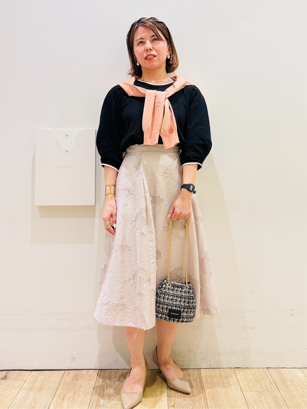 YUKOさんの「index｜【UVケア】6分袖タックスリーブニット《洗濯機OK／XS～LL／9col》」を使ったコーディネート