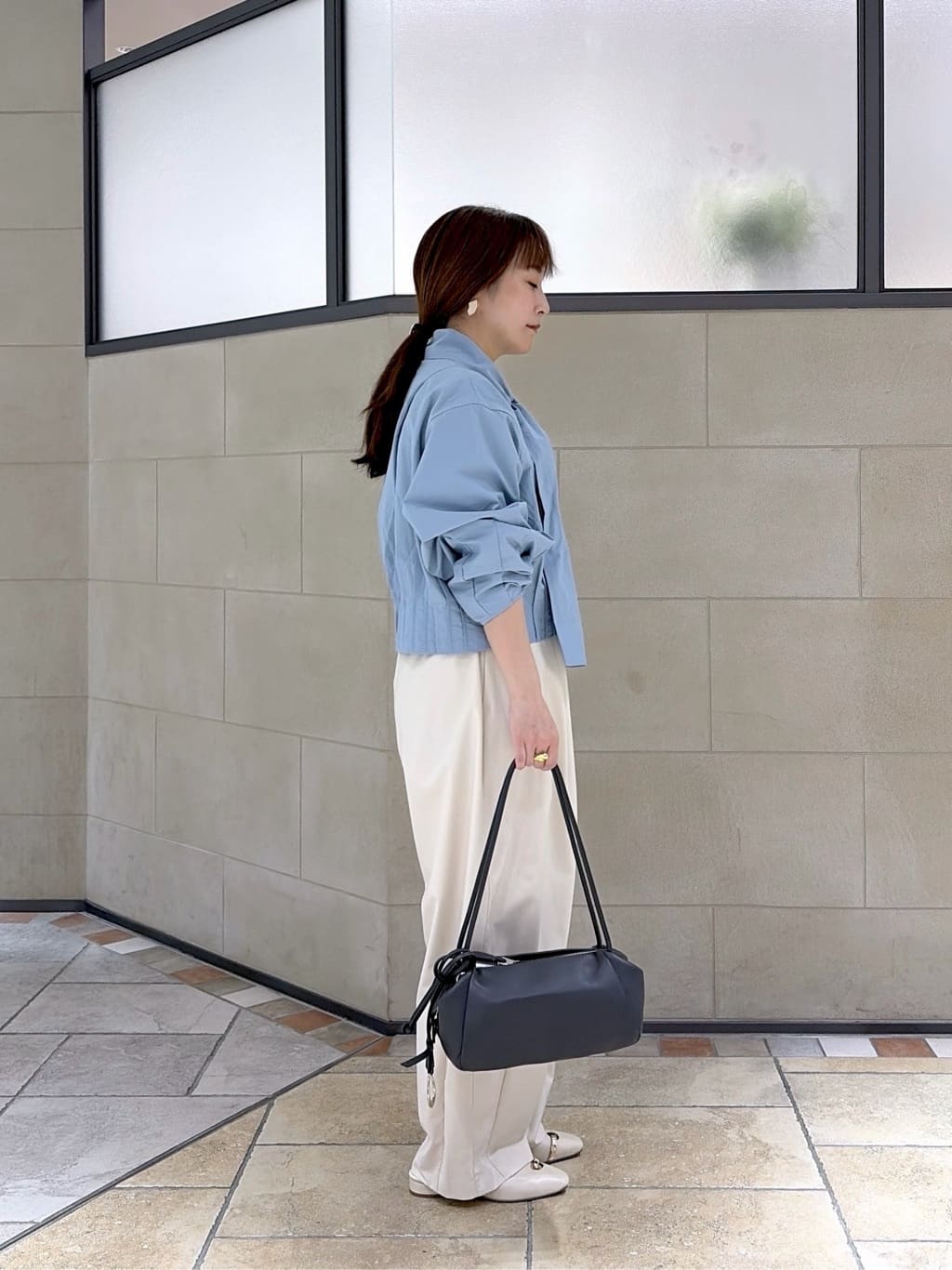 よねさんの「INDIVI｜ボウタイシャツブルゾン」を使ったコーディネート