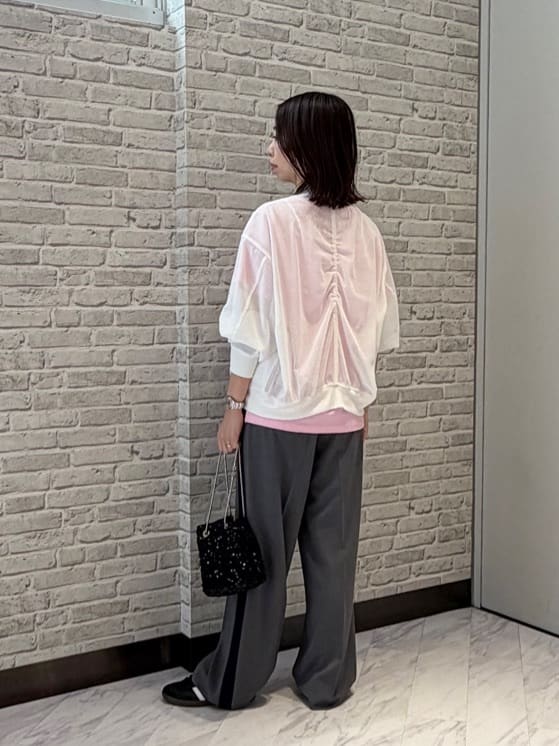Mikoさんの「INDIVI｜ボックスシルエットTシャツ【接触冷感】」を使ったコーディネート