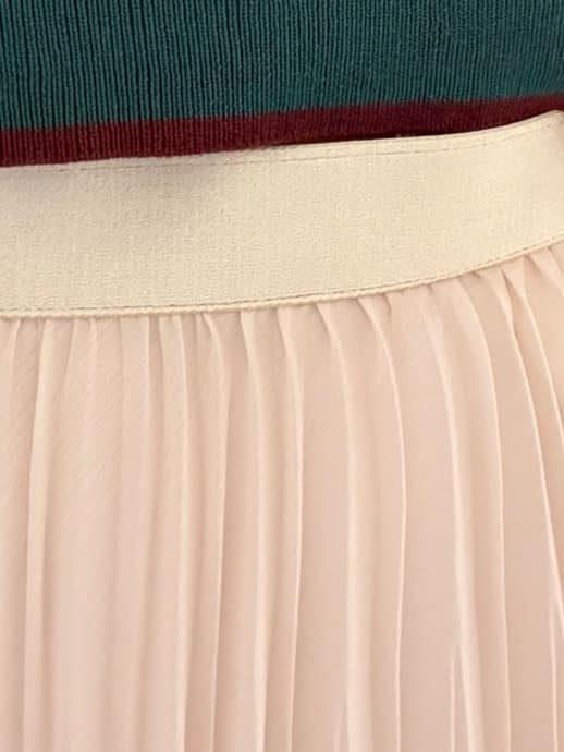 Yamaさんの「DRESSTERIOR｜【6色展開/オンオフ】レース編みハーフスリーブニット」を使ったコーディネート