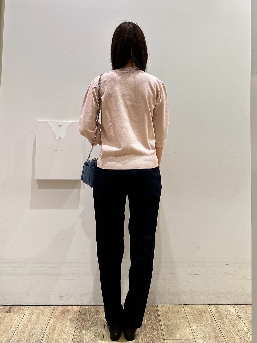 MOMOさんの「index｜【UVケア】6分袖タックスリーブニット《洗濯機OK／XS～LL／9col》」を使ったコーディネート
