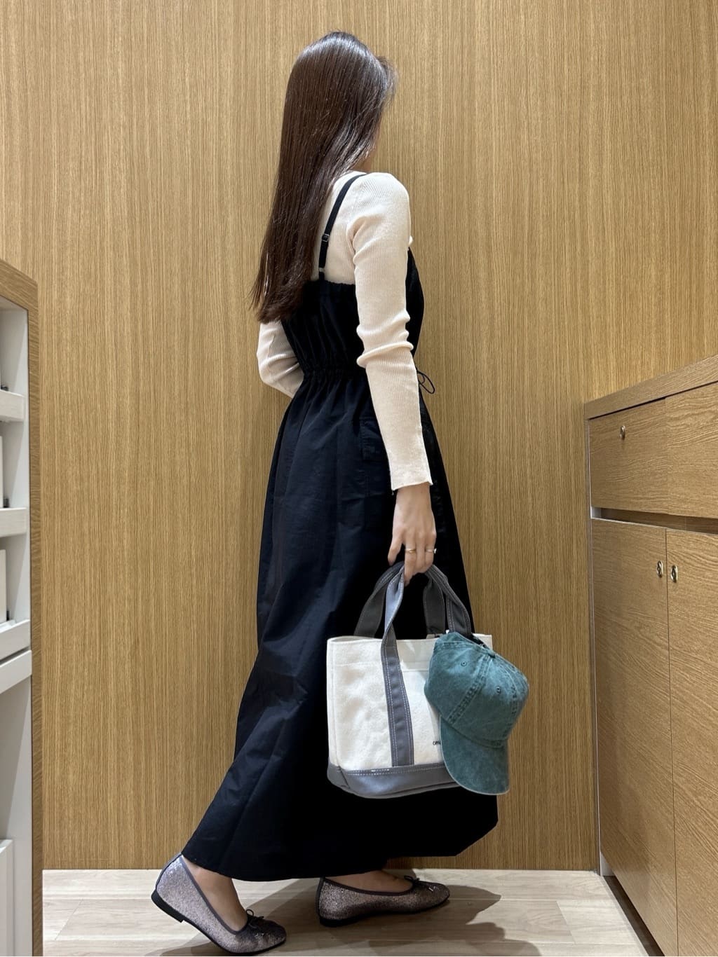 maiさんの「OPAQUE.CLIP｜ラメリブニット【洗濯機OK】」を使ったコーディネート