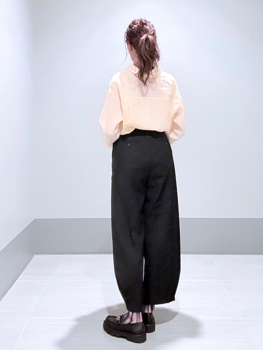 Yamaさんの「DRESSTERIOR｜【人気定番/ウォッシャブル】ガーメントダイラミーシャツ」を使ったコーディネート