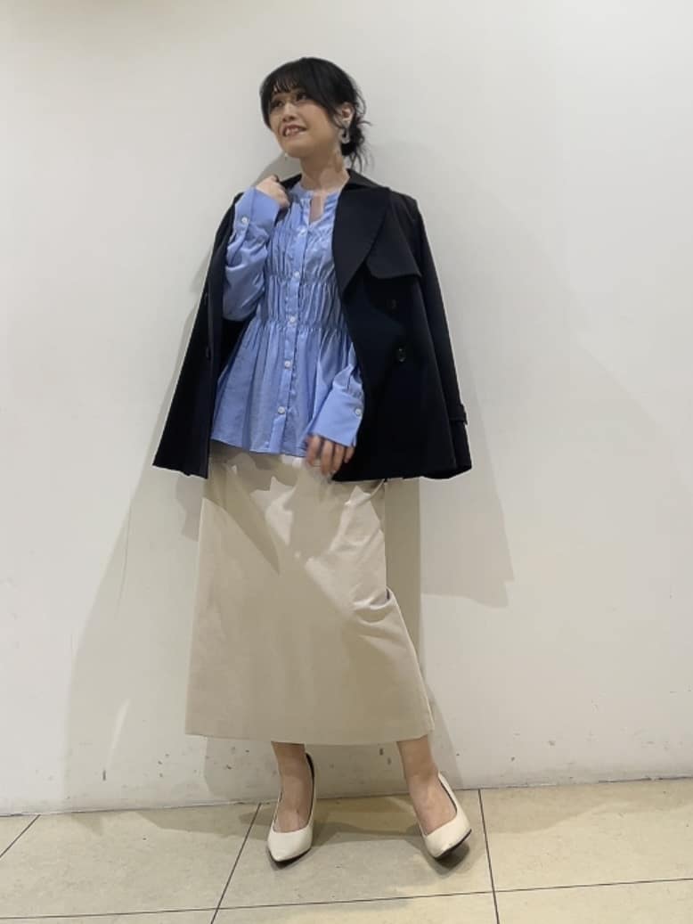 watanabeさんの「UNTITLED｜【定番人気/はっ水/洗える】タスランショートトレンチコート」を使ったコーディネート