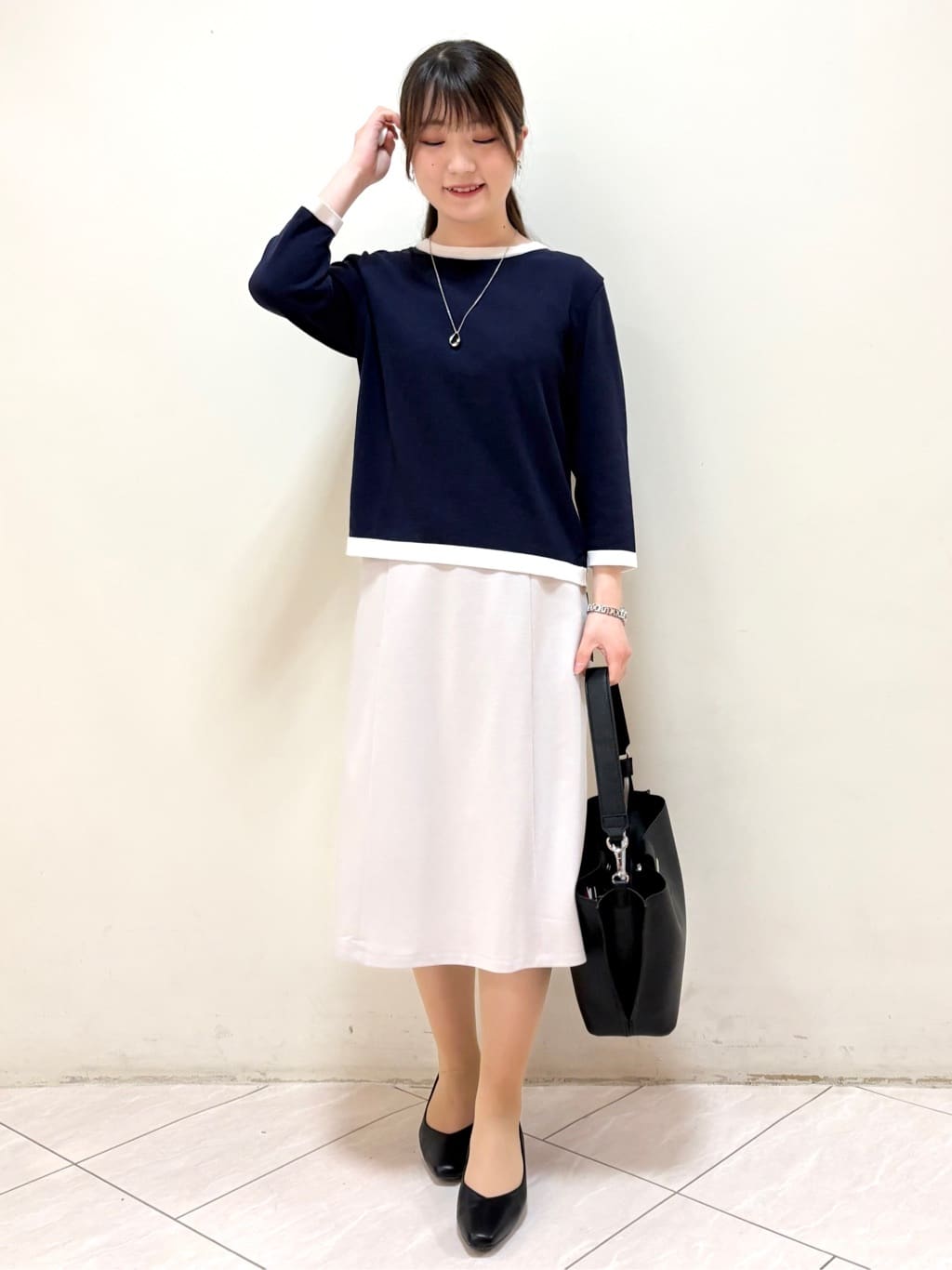 mikiさんの「Reflect｜【アンサンブル可】バイカラーニット」を使ったコーディネート