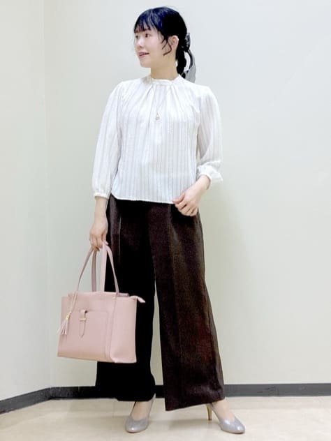  beni_gingerさんの「Reflect｜【セットアップ可】ストライプ柄ジャカードブラウス」を使ったコーディネート