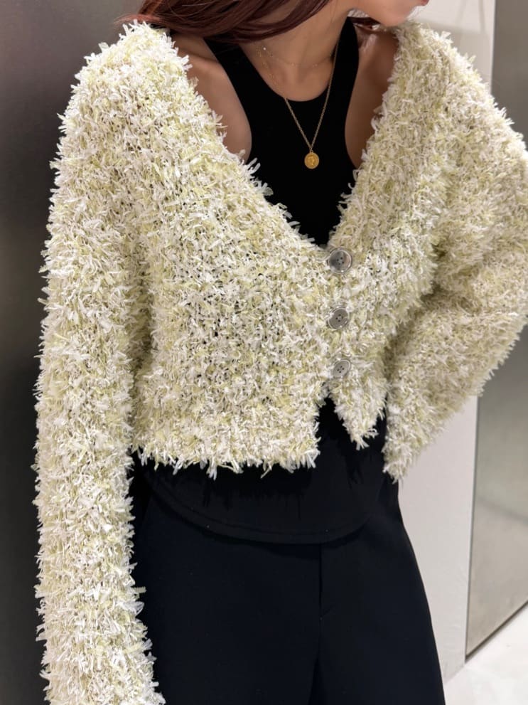 kanamiさんの「CODE A｜fancy yarn cardigan」を使ったコーディネート