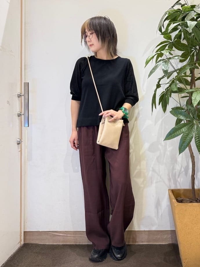 misakiさんの「SHOO･LA･RUE｜【洗濯機可/S-LL】シンプルだけど華やか レースの5分袖ニット」を使ったコーディネート