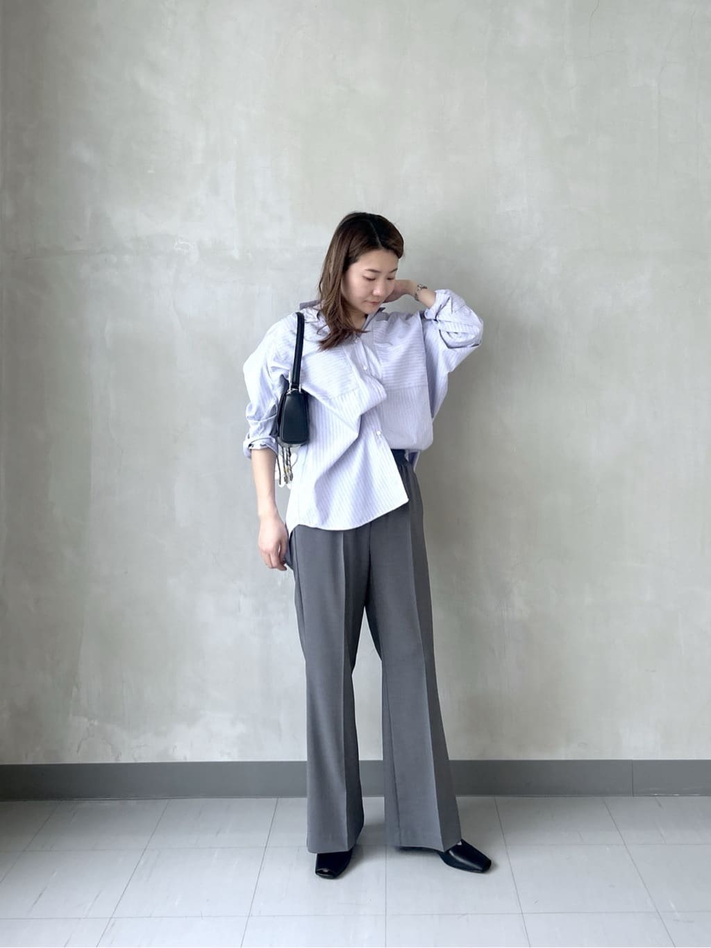 takaさんの「INDIVI｜モダンシルエットハンドバッグ」を使ったコーディネート