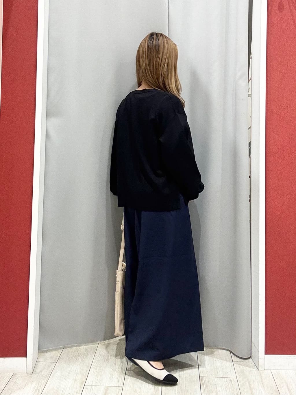 shioさんの「SHOO･LA･RUE｜【セットアップ可/洗濯機可】上品チェックが好印象 ゆるさら6分袖ブラウス」を使ったコーディネート