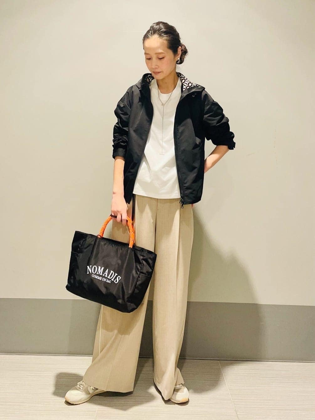 Annさんの「DRESSTERIOR｜【ウォッシャブル/撥水素材】撥水ツイル マウンテンパーカー」を使ったコーディネート
