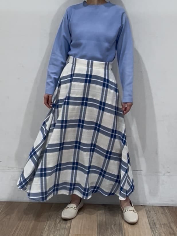 山さんさんの「grove｜【撥水／シルエット2WAY】軽やかミドルトレンチコート」を使ったコーディネート
