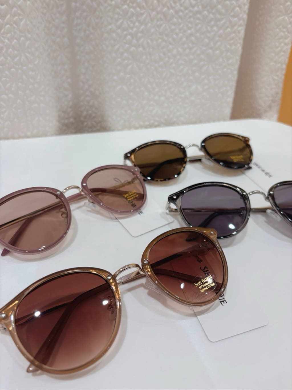 ayan oh!さんの「SHOO･LA･RUE｜【洗濯機可/S-LL】上品なお花柄ジャカード フレアスカート」を使ったコーディネート
