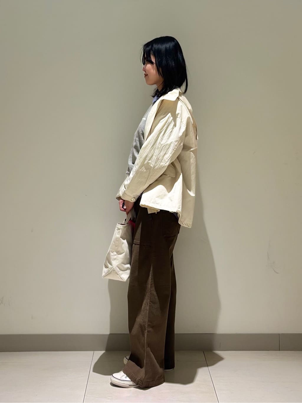 mayuさんの「Dessin｜【洗える】ラグラン切り替えミニロゴカットソー」を使ったコーディネート