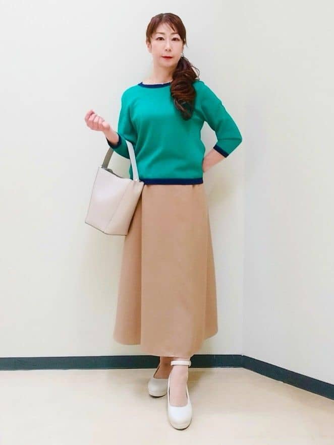 花さんの「Reflect｜【アンサンブル可】バイカラーカーディガン」を使ったコーディネート