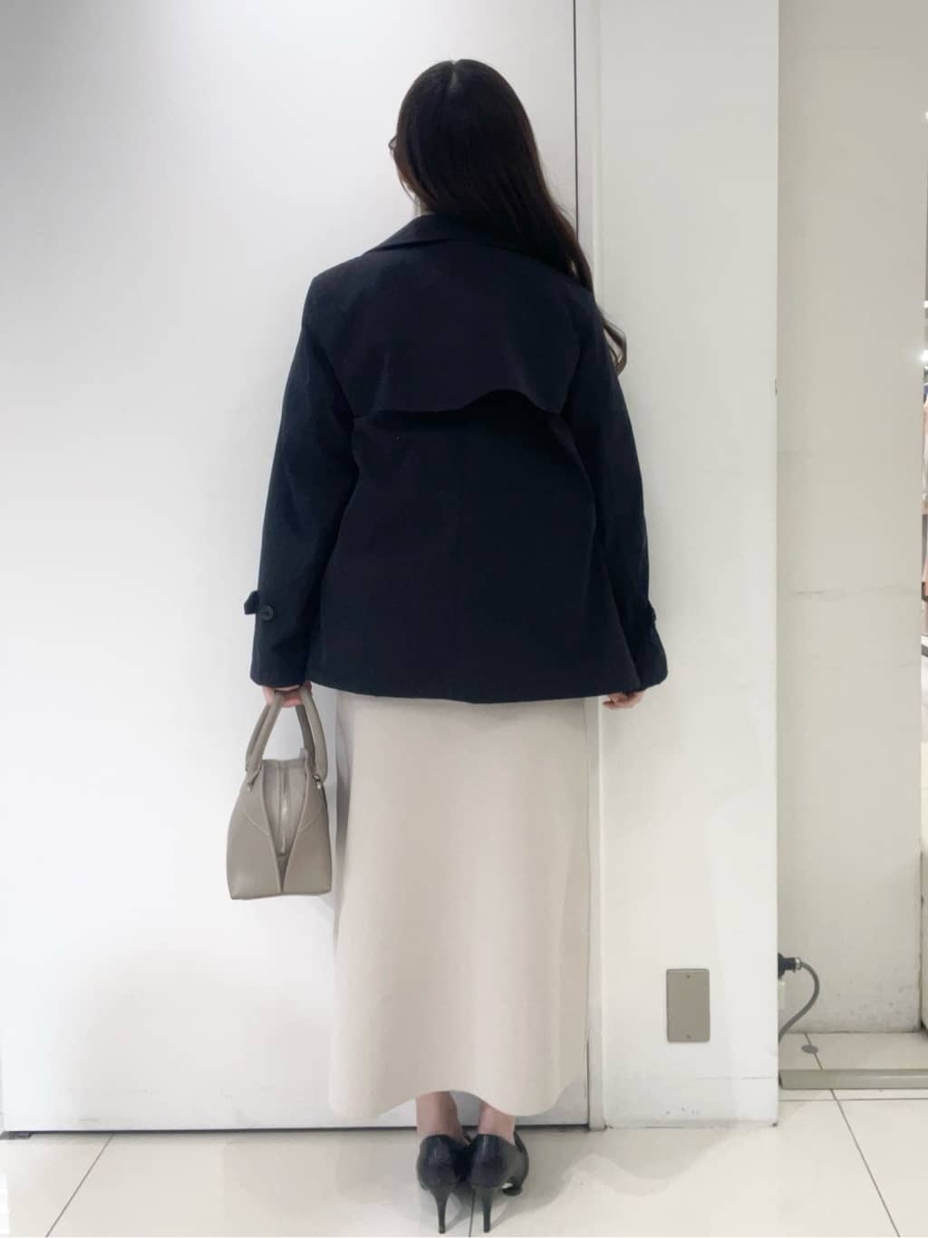 moeさんの「UNTITLED｜【定番人気/はっ水/洗える】タスランショートトレンチコート」を使ったコーディネート