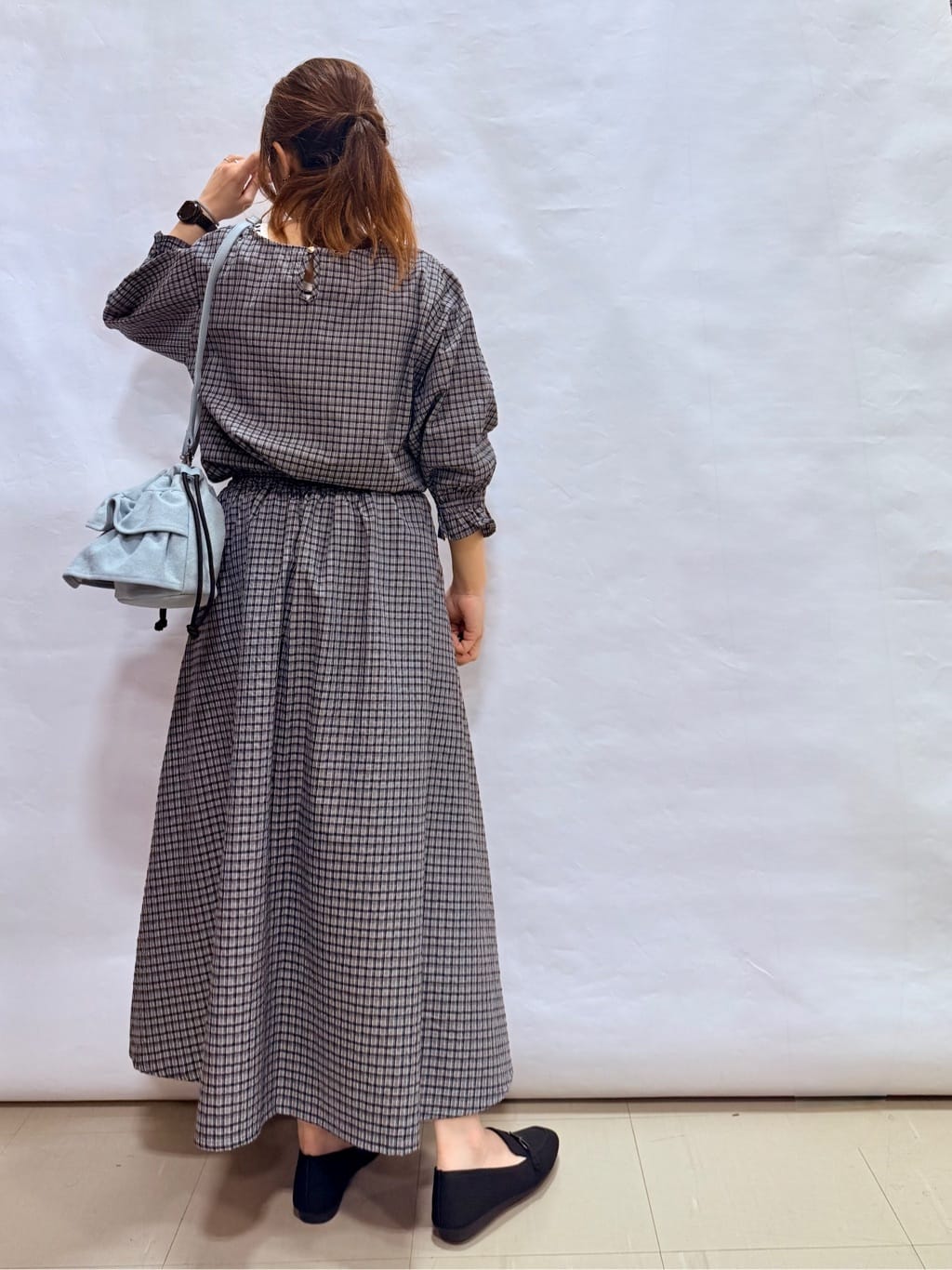 fuuさんの「SHOO･LA･RUE｜【セットアップ可/洗濯機可】上品チェックが好印象 ゆるさら6分袖ブラウス」を使ったコーディネート