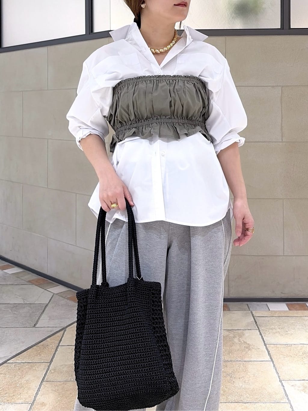 よねさんの「INDIVI｜Timeless｜ビッグポケットフォルムシャツ【接触冷感】」を使ったコーディネート