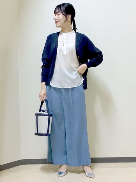 beni_gingerさんの「Reflect｜【選べる5色◎／マシンウォッシュ可】シャーリングデザインブラウス」を使ったコーディネート