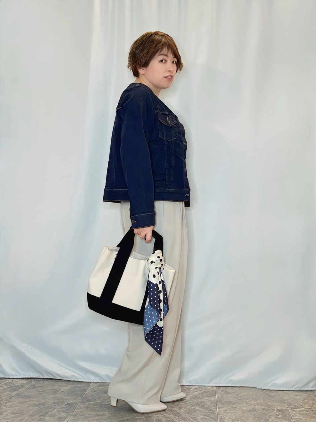 たみさんの「SHOO･LA･RUE｜【SHOO・LA・RUE DENIM/S-LL/高レビュー】大人のための ノーカラーデニムジャケット」を使ったコーディネート