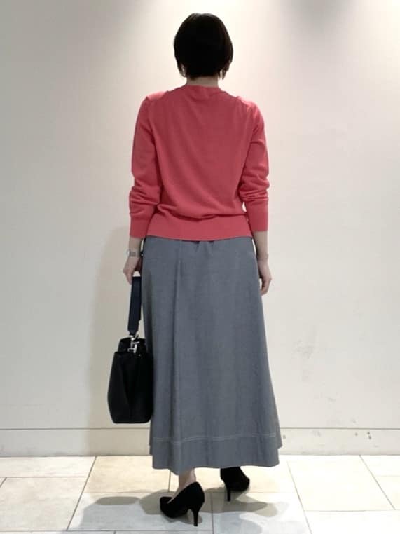 フミさんの「Reflect｜ダンガリータックフレアスカート」を使ったコーディネート