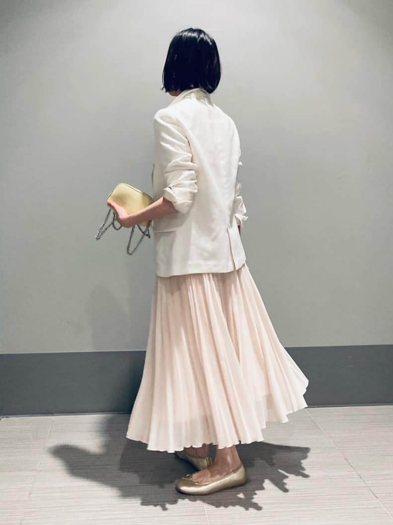 Furuさんの「DRESSTERIOR｜【セットアップ可】リネンブレンドダブルブレストジャケット」を使ったコーディネート