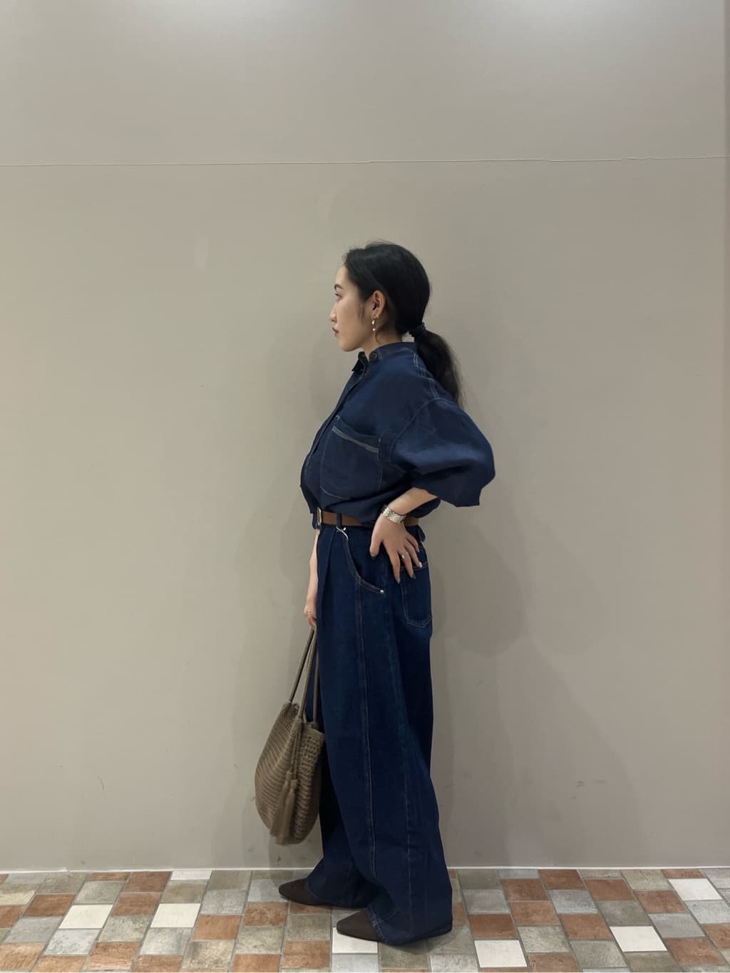 Uminoさんの「INDIVI｜デニムシャツ」を使ったコーディネート