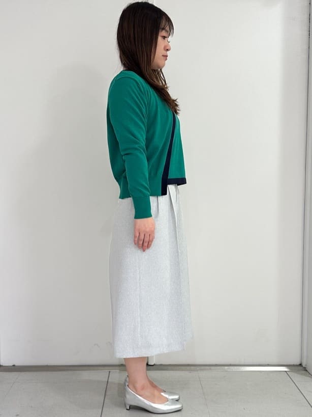 miさんの「Reflect｜【アンサンブル可】バイカラーカーディガン」を使ったコーディネート