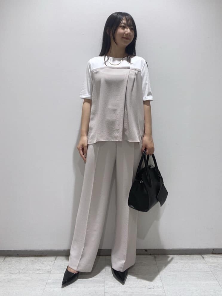 meiさんの「INDIVI｜【着る日傘／SETUP可能】ビスチェレイヤード風トップス」を使ったコーディネート