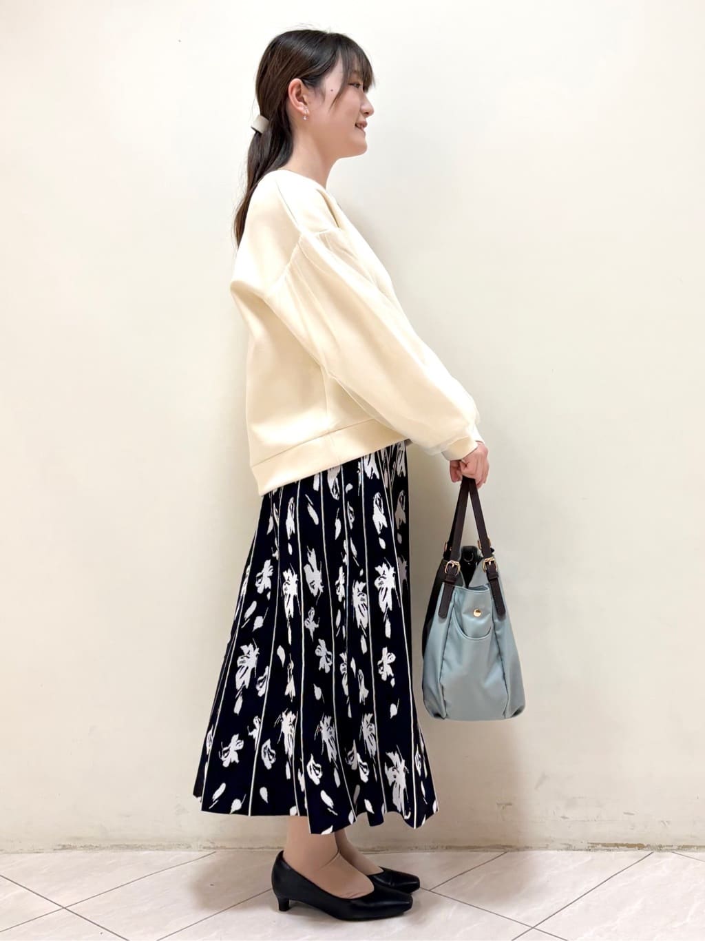 mikiさんの「Reflect｜【セットアップ可】ダブルジャカードニットフレアスカート」を使ったコーディネート