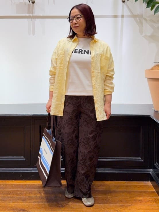 Asamiさんの「DRESSTERIOR｜【人気定番/ウォッシャブル】ガーメントダイラミーシャツ」を使ったコーディネート