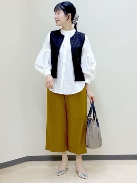  beni_gingerさんの「Reflect｜【軽い羽織に◎】フロントファスナー開きベスト」を使ったコーディネート