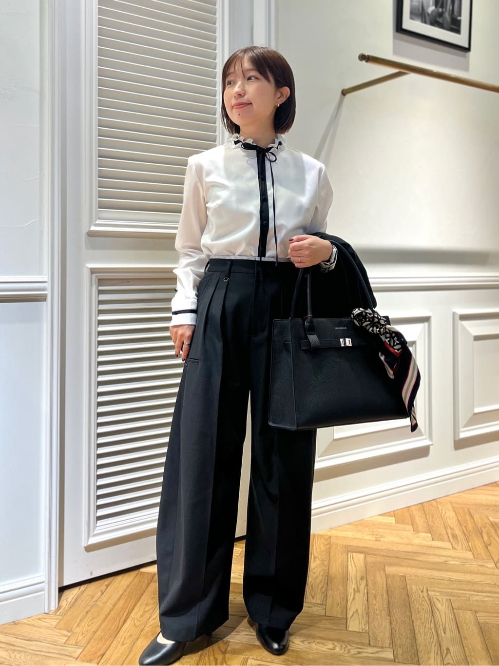 つじ まこさんの「DRESSTERIOR｜◆【otonaMUSE5月号掲載/ウォッシャブル】ボウタイブラウス」を使ったコーディネート
