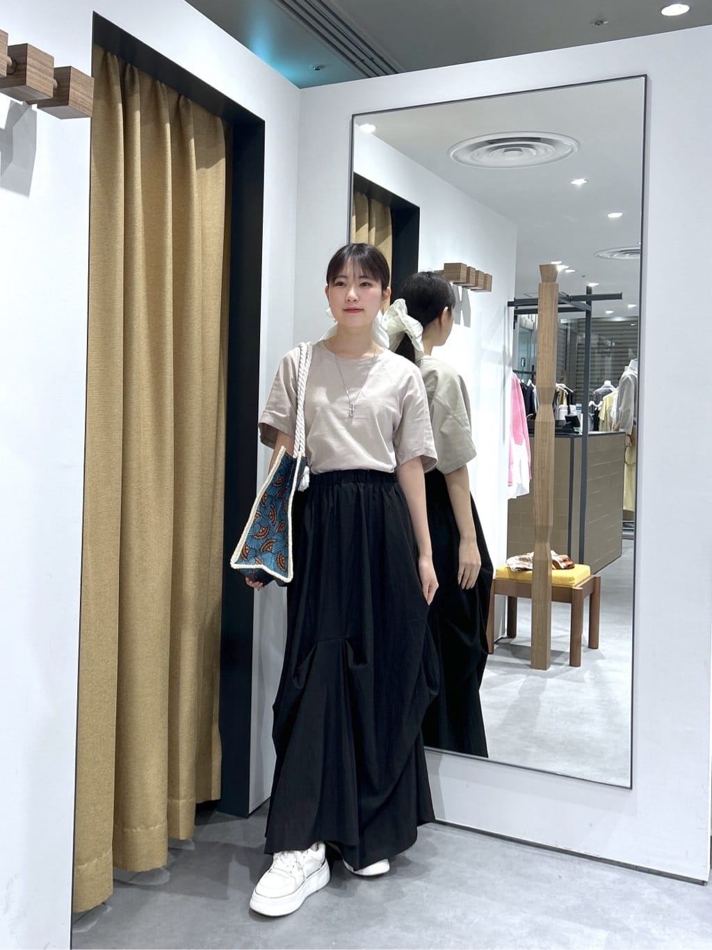Renoさんの「INDIVI｜【UVカット】ラグランフォルムカットソー」を使ったコーディネート