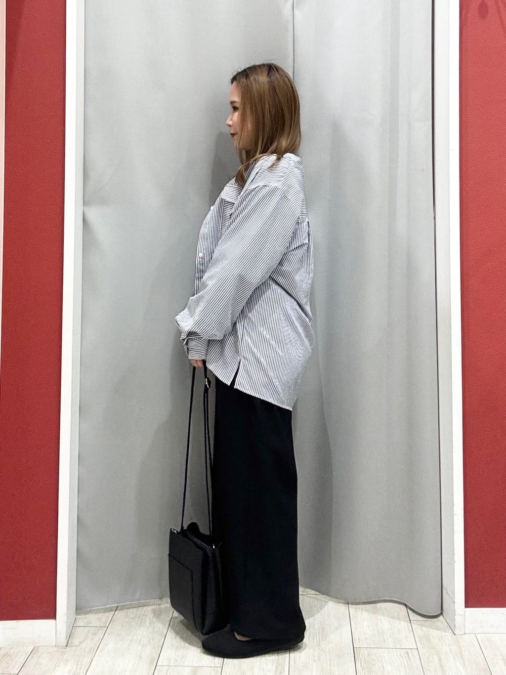 shioさんの「SHOO･LA･RUE｜【軽量/高レビュー】見た目よりもたっぷり入る ふわっと軽い3層ショルダー」を使ったコーディネート